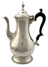 Georgian, George III, Silver Coffee Pot. London 1777 Charles Wright. 19 troy ounces.