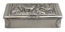 Lieutenant Borthwick, 12th Regiment of Foot, George IV Silver Snuff Box. London 1826 John Jones III. 4.9 troy ounces.