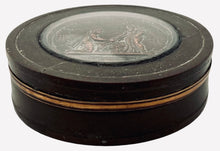 Crimean War Paris Peace Treaty Medal Pressed Horn Snuff Box.