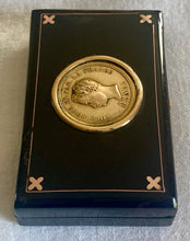 'Henri - Everything For And By France' Gold Pique Snuff Box.