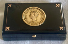 'Henri - Everything For And By France' Gold Pique Snuff Box.