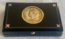 'Henri - Everything For And By France' Gold Pique Snuff Box.