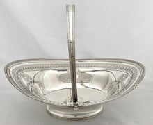 Georgian, George III, Silver Bread Basket. London 1795 Crispin Fuller. 25.3 troy ounces.