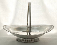 Georgian, George III, Silver Fruit Basket. London 1799. 21 troy ounces.