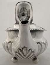 Georgian, George III, Silver Teapot. York 1814 James Barber & William Whitwell. 21.6 troy ounces.