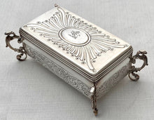 William IV Crested Silver Box. London 1831 Archibald Douglas. 6 troy ounces.