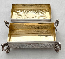 William IV Crested Silver Box. London 1831 Archibald Douglas. 6 troy ounces.