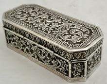 Anglo Indian Cutch Silver Table Snuff Box, circa 1890 - 1910. 3.8 troy ounces.