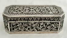 Anglo Indian Cutch Silver Table Snuff Box, circa 1890 - 1910. 3.8 troy ounces.