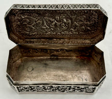 Anglo Indian Cutch Silver Table Snuff Box, circa 1890 - 1910. 3.8 troy ounces.