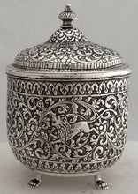 Anglo Indian Silver Cutch Pattern Cylindrical Box & Cover, circa 1890. 8.3 troy ounces.