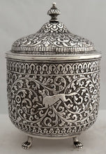 Anglo Indian Silver Cutch Pattern Cylindrical Box & Cover, circa 1890. 8.3 troy ounces.