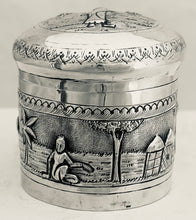 Anglo Indian Lucknow Village Pattern Silver Cylindrical Box & Cover, circa 1900 - 1920. 2.8 troy ounces.