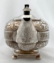 Georgian, George III, Silver Teapot. York 1812, Robert Cattle & James Barber. 22 troy ounces