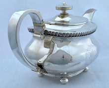 Georgian, George IV, Silver Teapot. Newcastle 1830 Thomas Wheatley. 17.5 troy ounces
