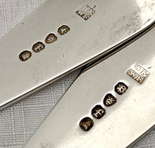 Georgian, George IV, Pair of Silver Basting Spoons. London 1821 Eley & Fearn. 8.8 troy ounces.