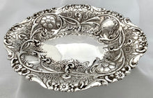 Victorian Silver Dish. London 1889, Sibray, Hall & Co. 7.8 troy ounces.