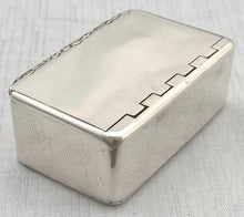 Georgian, George III, Silver Snuff Box. London 1817 George Pearson. 3.4 troy ounces.