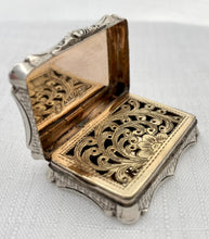 Victorian Silver Vinaigrette. Birmingham 1848 Nathaniel Mills.