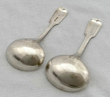 Georgian, George IV, Pair of Silver Sauce Ladles. London 1827 Josiah Piercy I. 4.9 troy ounces.