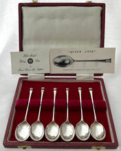 Cased set of Queen Anne style Seal Top Spoons. Sheffield 1970/71 Francis Howard. 2 troy ounces.