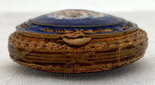 The Battle of Waterloo Gilt Metal & Enamel Hand Painted Compact.