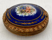 The Battle of Waterloo Gilt Metal & Enamel Hand Painted Compact.