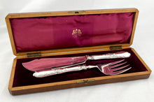 Victorian Walnut Cased Silver Fish Servers. Sheffield 1881 Harrison Brothers & Howson.