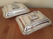 Edward VII, matching pair of silver entree dishes with covers. Sheffield 1905 James Dixon & Sons. 112 troy ounces.