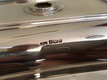 Edward VII, matching pair of silver entree dishes with covers. Sheffield 1905 James Dixon & Sons. 112 troy ounces.