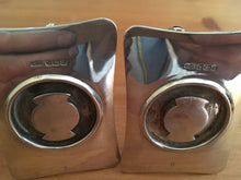 Edward VII, matching pair of silver entree dishes with covers. Sheffield 1905 James Dixon & Sons. 112 troy ounces.