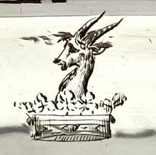 Georgian, George III, Pair of Silver Entree Dishes. London 1789 William Laver. 61 troy ounces.