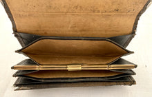 Edwardian Silver Mounted Leather Purse. London 1910 Percival & William Southworth.