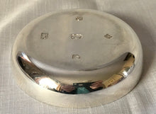 Asprey, Elizabeth II, silver dish with Jubilee hallmark. Sheffield 1977 Asprey & Co. Ltd. 5 troy ounces.