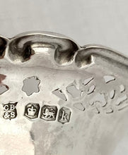 George V Four Silver Sweetmeat Dishes. Sheffield 1927, Cooper Brothers. 2 troy ounces.