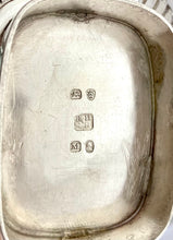 Georgian, George III, Silver Tea Set. London 1806/07 Robert Hennell I & Samuel Hennell. 38.8 troy ounces.