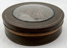 Crimean War Paris Peace Treaty Medal Pressed Horn Snuff Box.