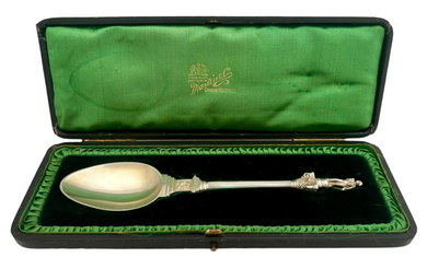 Trafalgar Square & Nelson's Column 50th Anniversary Cased Silver Spoon. 1.8 troy ounces.