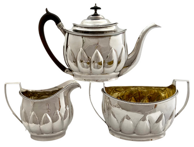 George III Silver Tea Set. London 1802 Solomon Hougham. 32.9 troy ounces.
