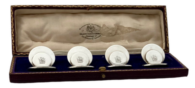 George V Cased Set of Crested Silver Place Card Holders. Chester 1913 Goldsmiths & Silversmiths Co. 3.3 troy ounces.