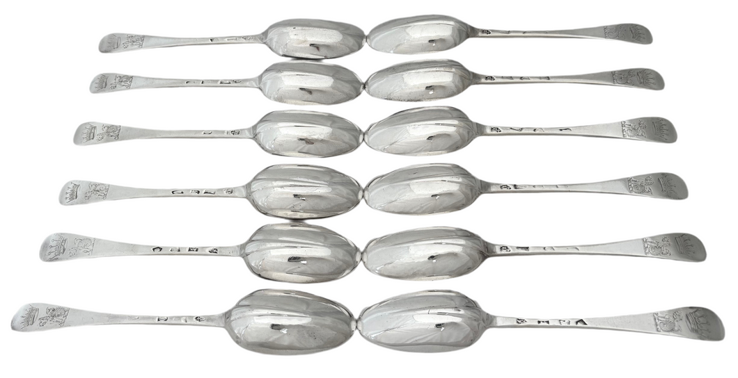 Thomas Tufton, 6th Earl of Thanet, 18th Baron de Clifford (1644 - 1729), Twelve George I Silver Tablespoons. London 1718/22 Samuel Hitchcock. 27.1 troy ounces.