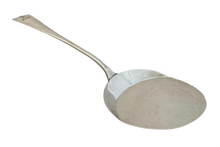 George V Crested Silver Serving Slice. London 1914 Asprey & Co. Ltd. 3 troy ounces.