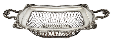 Georgian Old Sheffield Plate Wirework Basket, circa 1810 -1830.