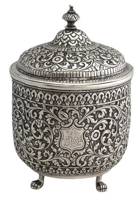 Anglo Indian Silver Cutch Pattern Cylindrical Box & Cover, circa 1890. 8.3 troy ounces.