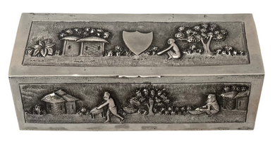 Indian Lucknow Village Pattern Silver Box, circa 1890 - 1910. 4.1 troy ounces.