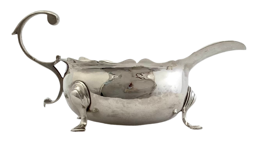 George II Silver Cream Boat. London 1748. 3.6 troy ounces.