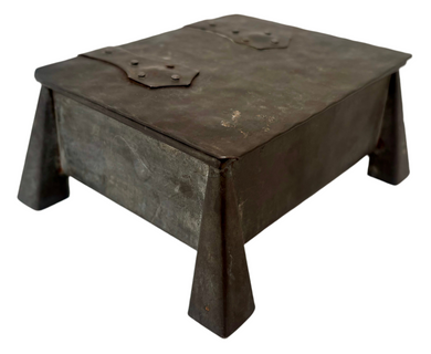 Arts & Crafts Pewter Box, circa 1890 - 1910.