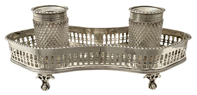Victorian Silver Inkstand. London 1892 Rupert Favell. 6.9 troy ounces.