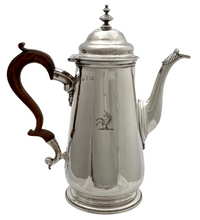 Georgian, George II, Silver Coffee Pot, London 1744 Richard Bayley. 27 troy ounces.