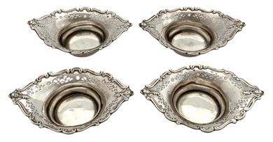 George V Four Silver Sweetmeat Dishes. Sheffield 1927, Cooper Brothers. 2 troy ounces.